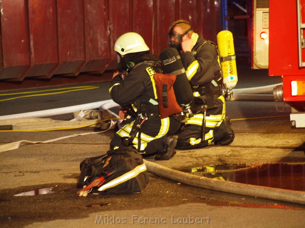 Feuer Bergisch Gladbach Am Kuelherbusch P087.JPG